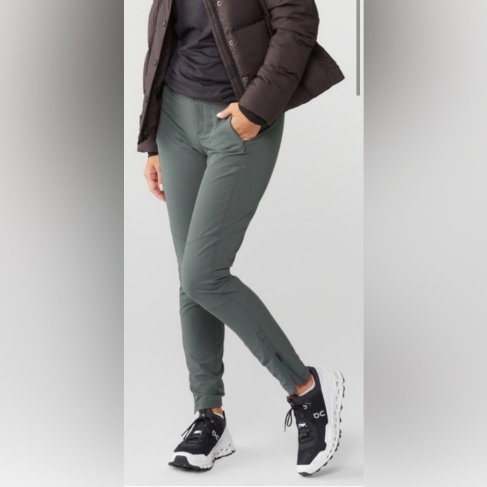 Kuhl Women's Skinny Pants in Green